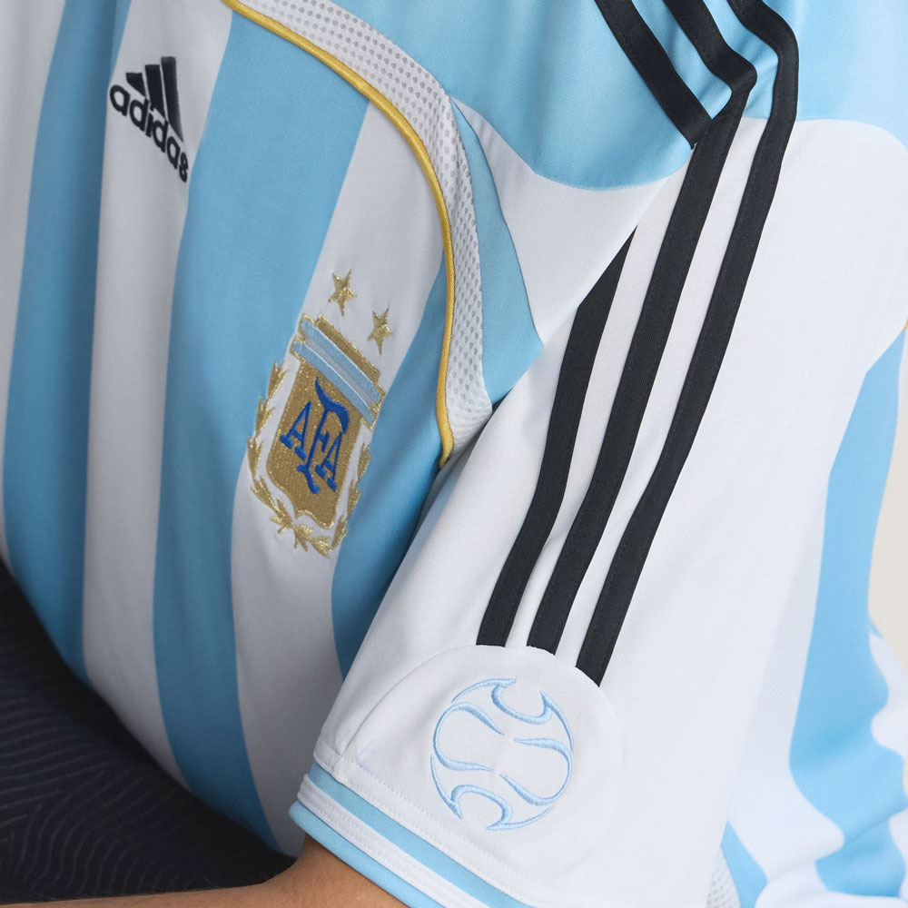 Argentina 2006 Messi 19 Home Shirt (JN3708, Official Reissue Shirt, Adidas) by www.protechkitzone.com Argentina 2006 Messi 19 Home Shirt
