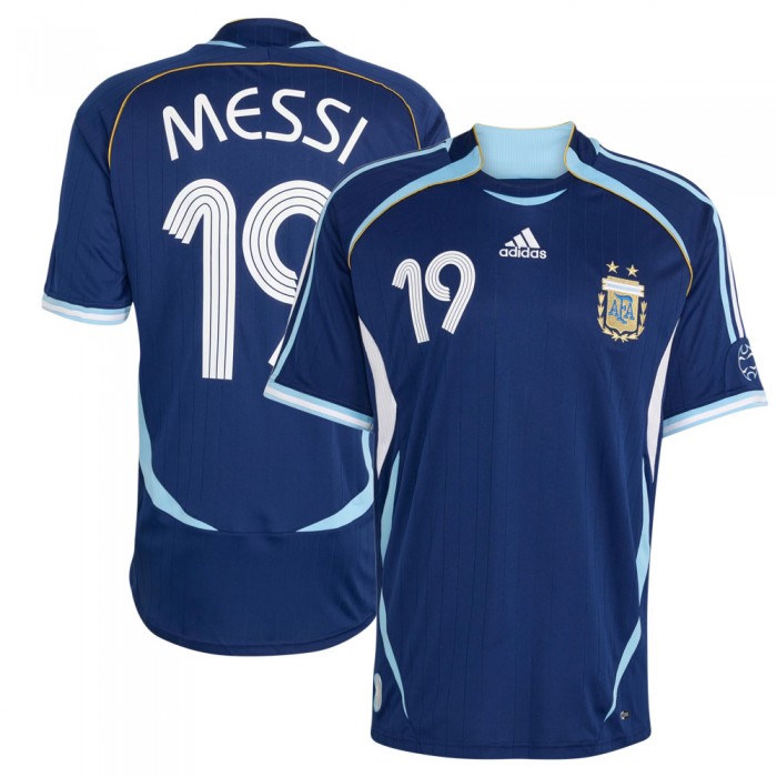 Argentina 2006 Messi 19 Away Shirt