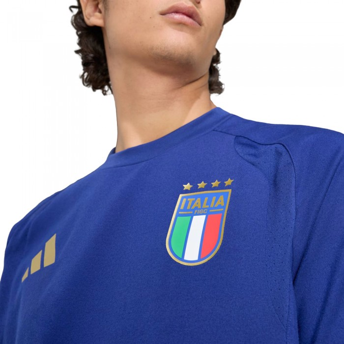 Italy Tiro Travel Tee