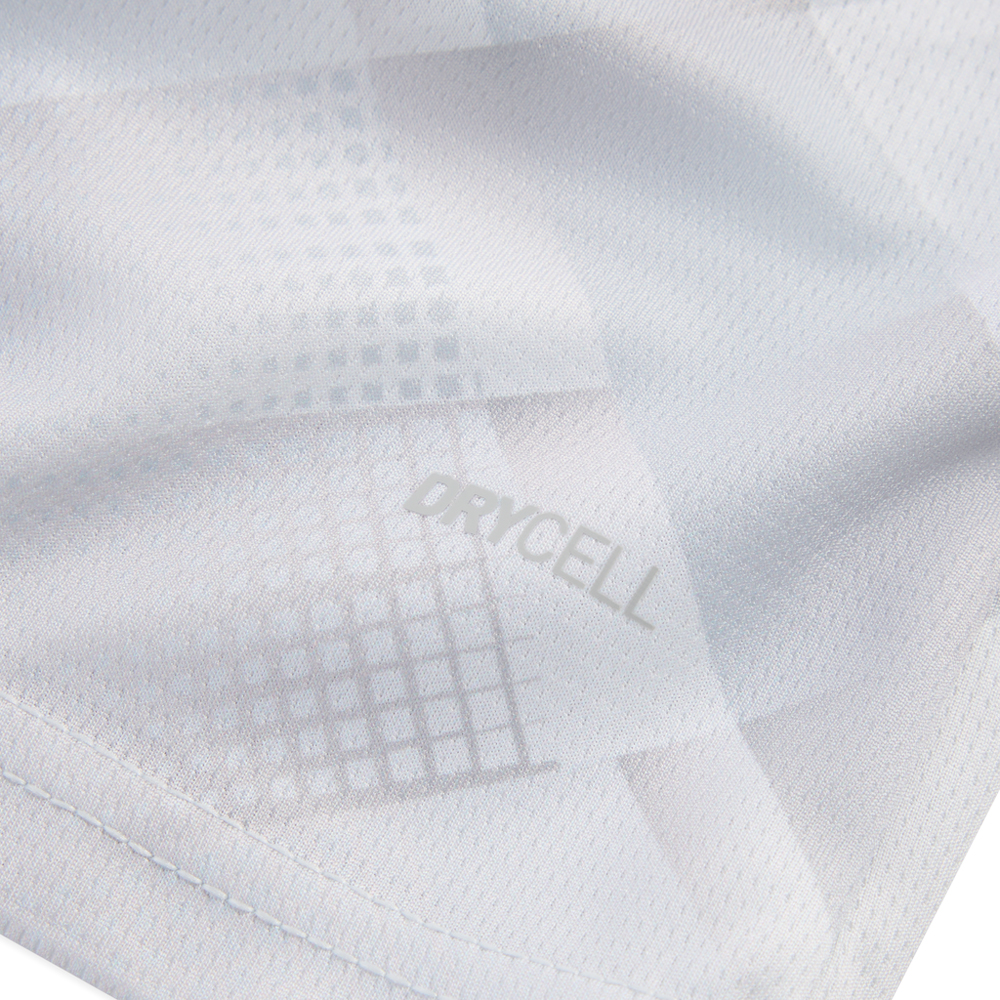 Portugal 2026 Goalkeeper Shirt - Silver (783296-08, FIFA World Cup 2026™, Puma) by www.protechkitzone.com Portugal 2026 Goalkeeper Shirt - Silver