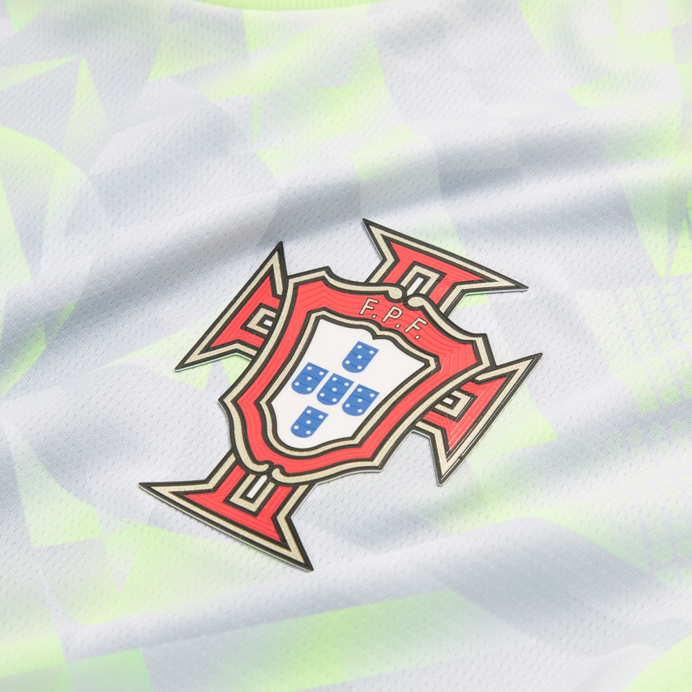 Portugal 2026 Goalkeeper Shirt - Silver (783296-08, FIFA World Cup 2026™, Puma) by www.protechkitzone.com Portugal 2026 Goalkeeper Shirt - Silver