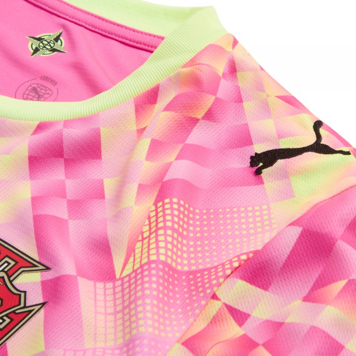 Portugal 2026 Goalkeeper Shirt - Pink Portugal 2026 Goalkeeper Shirt - Pink
