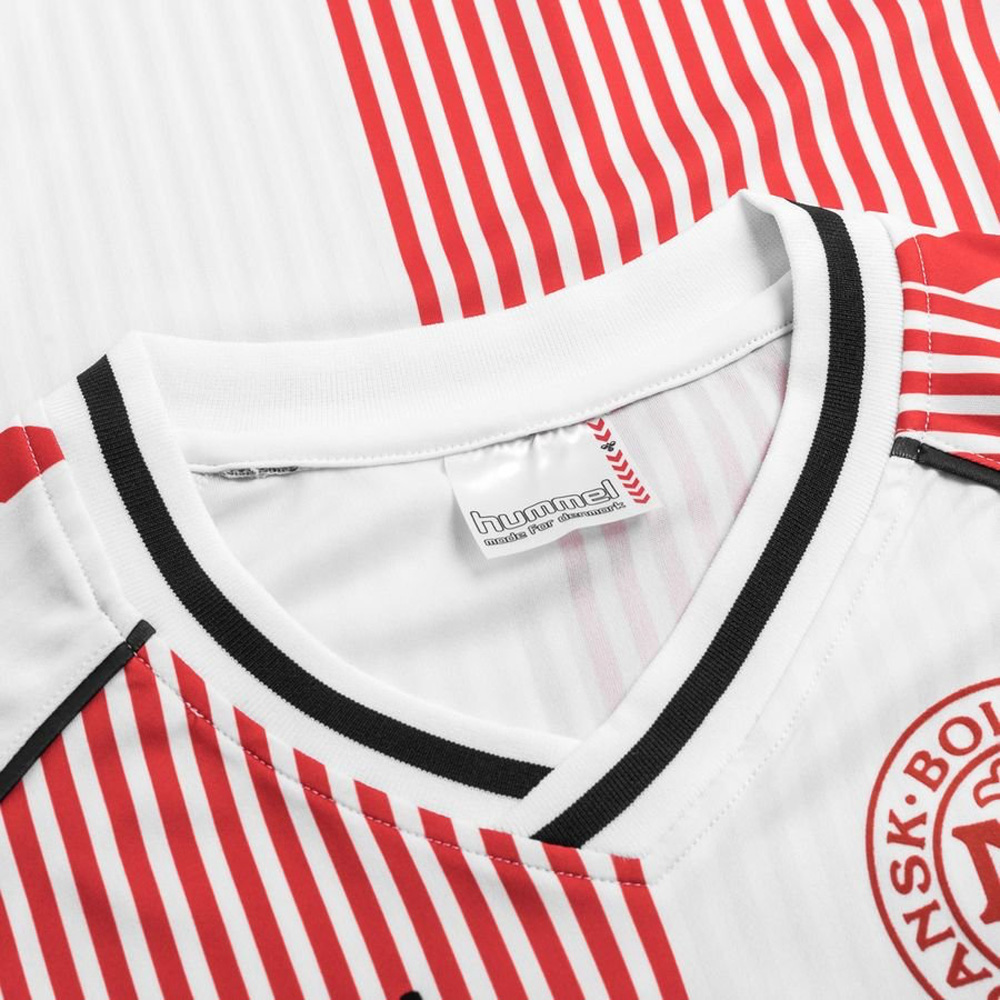 Denmark Retro 1986 World Cup Away Shirt + Eriksen 10 (Euro 2024 Qualifiers Fullset) (221779-9001-E10, Jerseys / Shirts, Hummel) by www.protechkitzone.com Denmark Retro 1986 World Cup Away Shirt + Eriksen 10 (Euro 2024 Qualifiers Fullset)