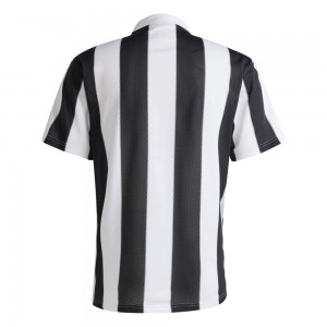 Newcastle United Retro 1995/96 Home Shirt