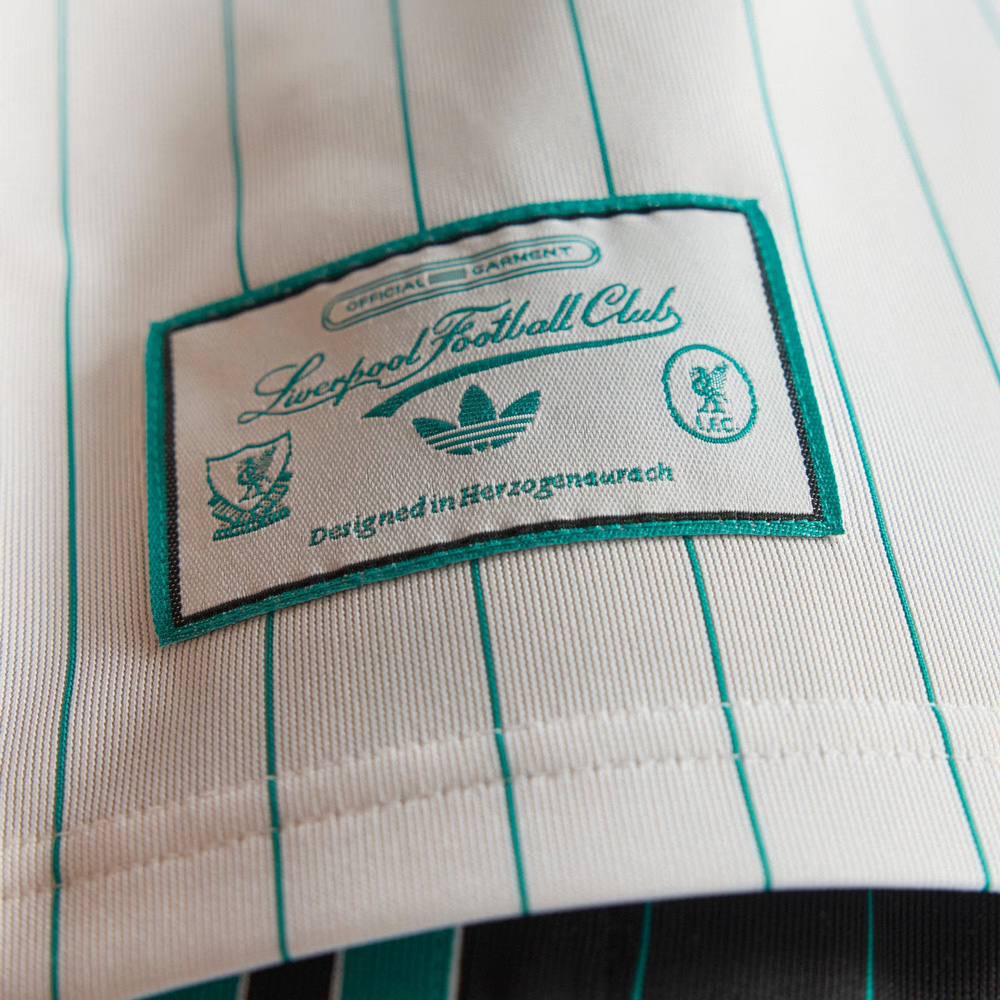Liverpool 25/26 Terrace Icons Shirt 