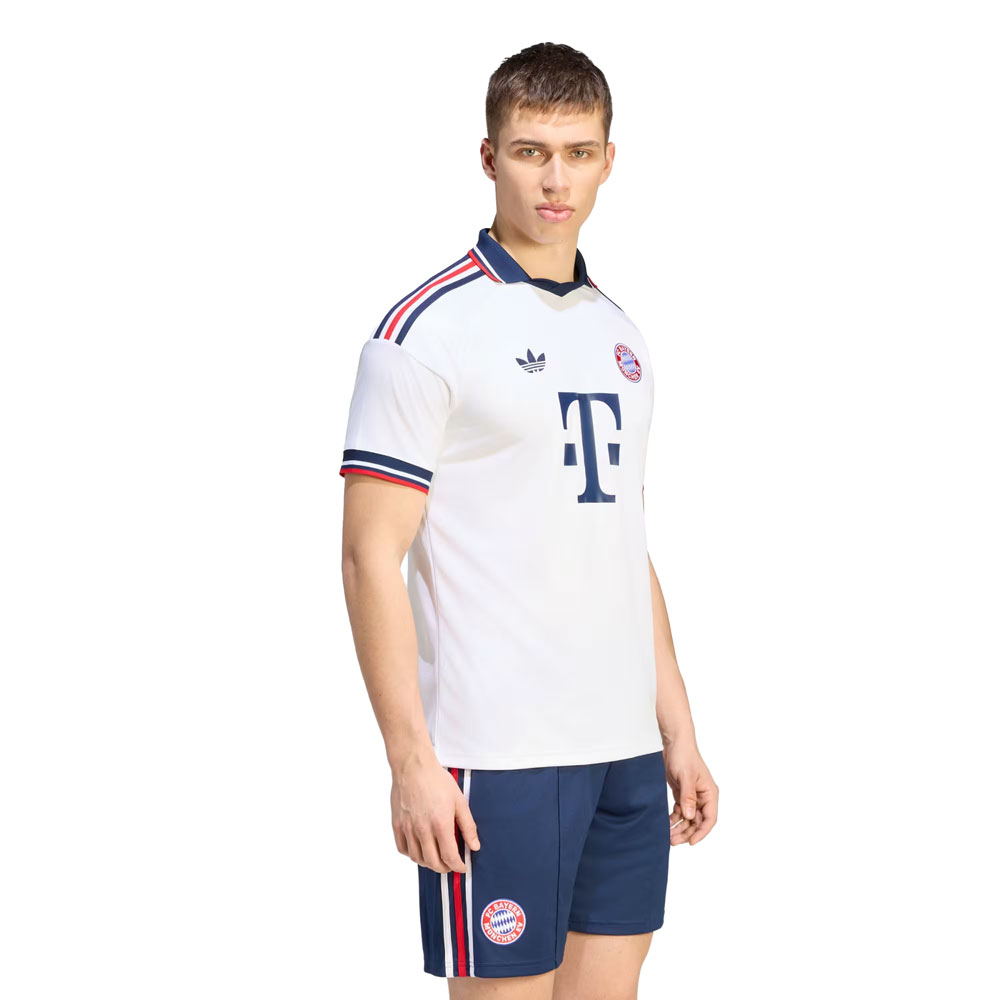 FC Bayern Munich 26/27 Away Shirt