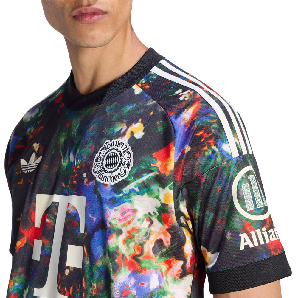 FC Bayern Munich 26/27 Wiesn Shirt FC Bayern Munich 26/27 Wiesn Shirt