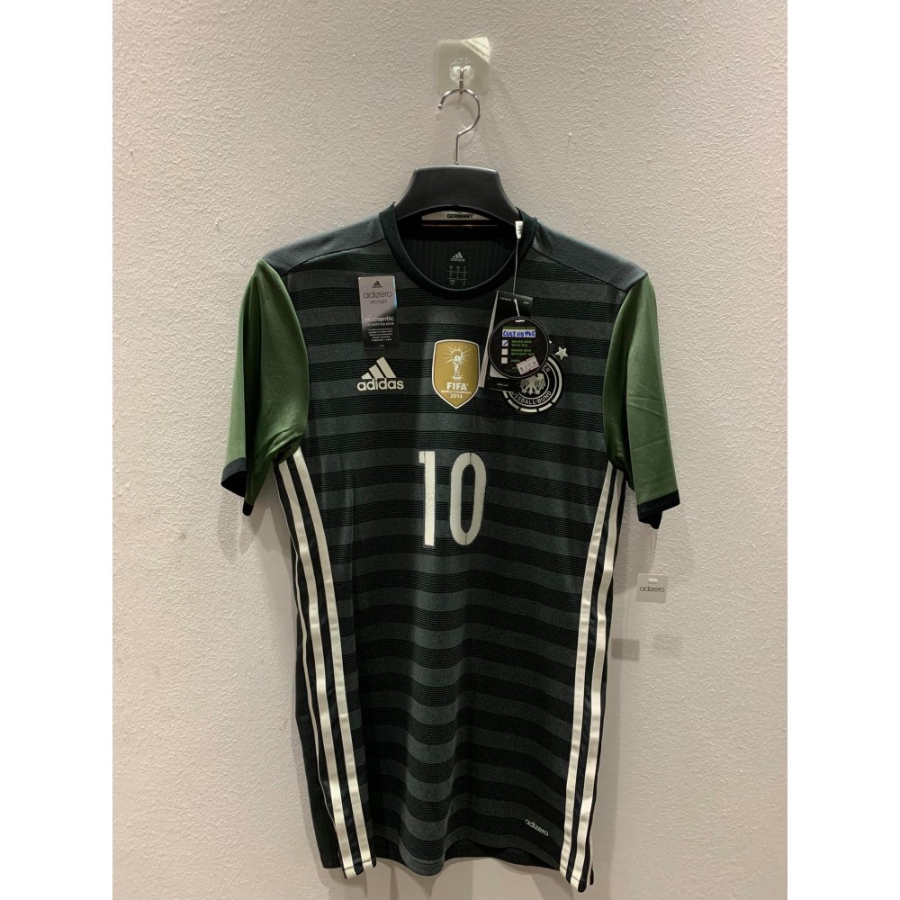 [PRE-OWNED / BNWT] GERMANY 2016 EURO AUTHENTIC AWAY JERSEY WITH OZIL 10 - SIZE S